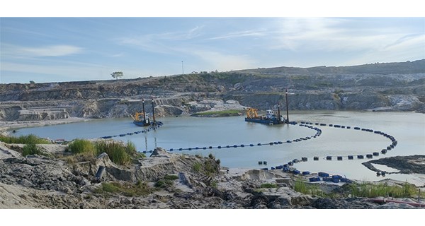 濰坊東洋海科重工建造的4000流量全電動(dòng)水下泵絞吸船服務(wù)馬來(lái)西亞錫礦治理